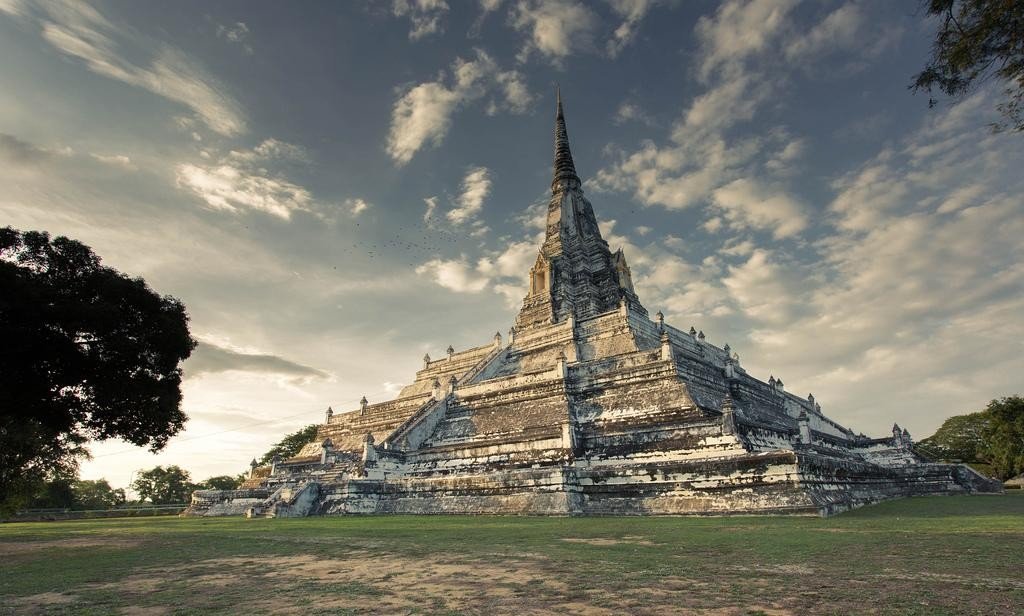 Thailand Discovery Wat Phu Khao Thong
