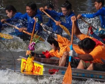 Thailand Festivals Longboat racing 2016