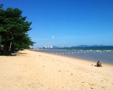 Jomtien beach